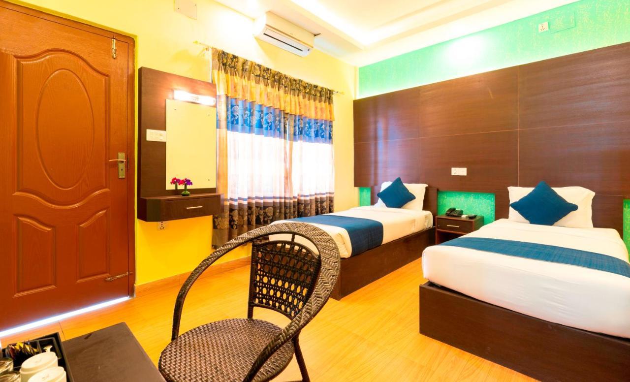Golden Gate Hotel Pokhara Dış mekan fotoğraf