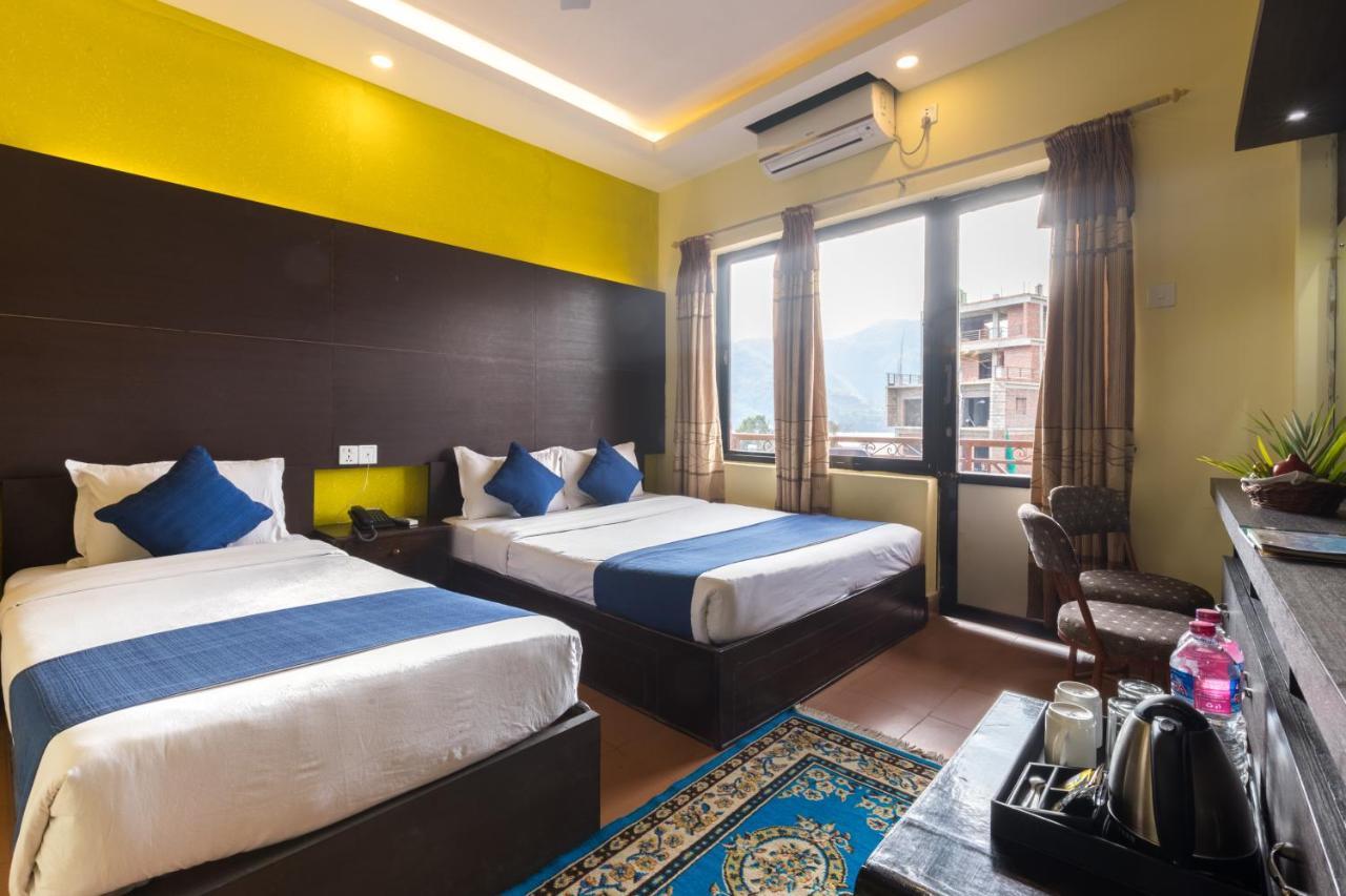 Golden Gate Hotel Pokhara Dış mekan fotoğraf